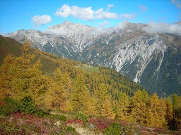 Hotel Troschana Флирш Екстериор снимка