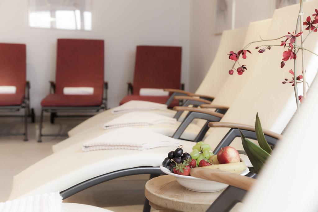 Hotel Troschana Флирш Екстериор снимка