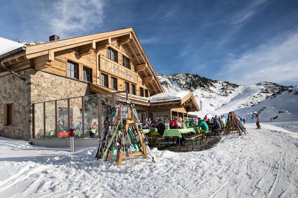 Hotel Troschana Флирш Екстериор снимка